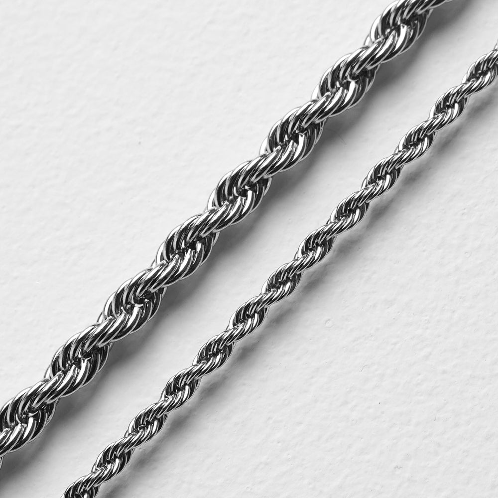 Hierarchy Studios - Thin Wire Necklace