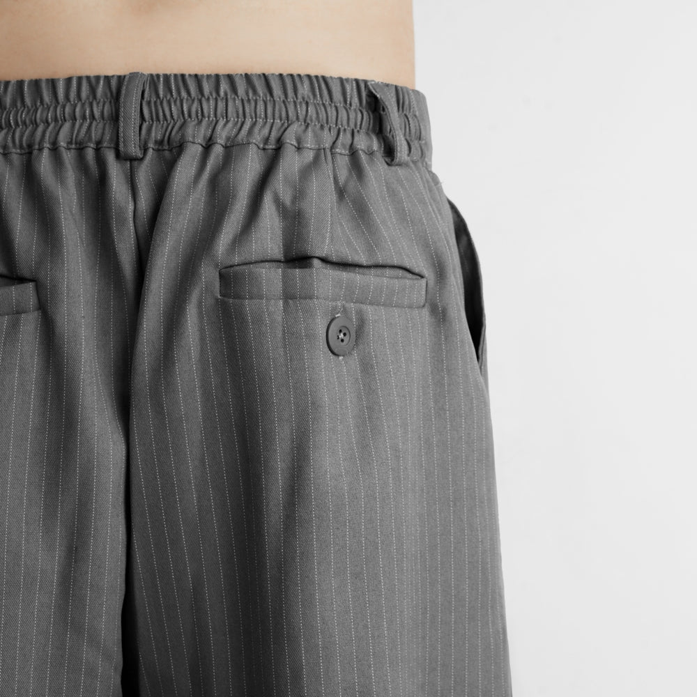 HIERARCHY STUDIOS Unruled - Stripes Dark Grey Tuck Trousers