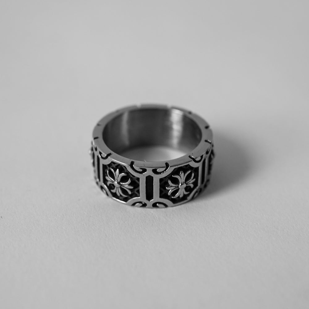 Shield Cross Ring