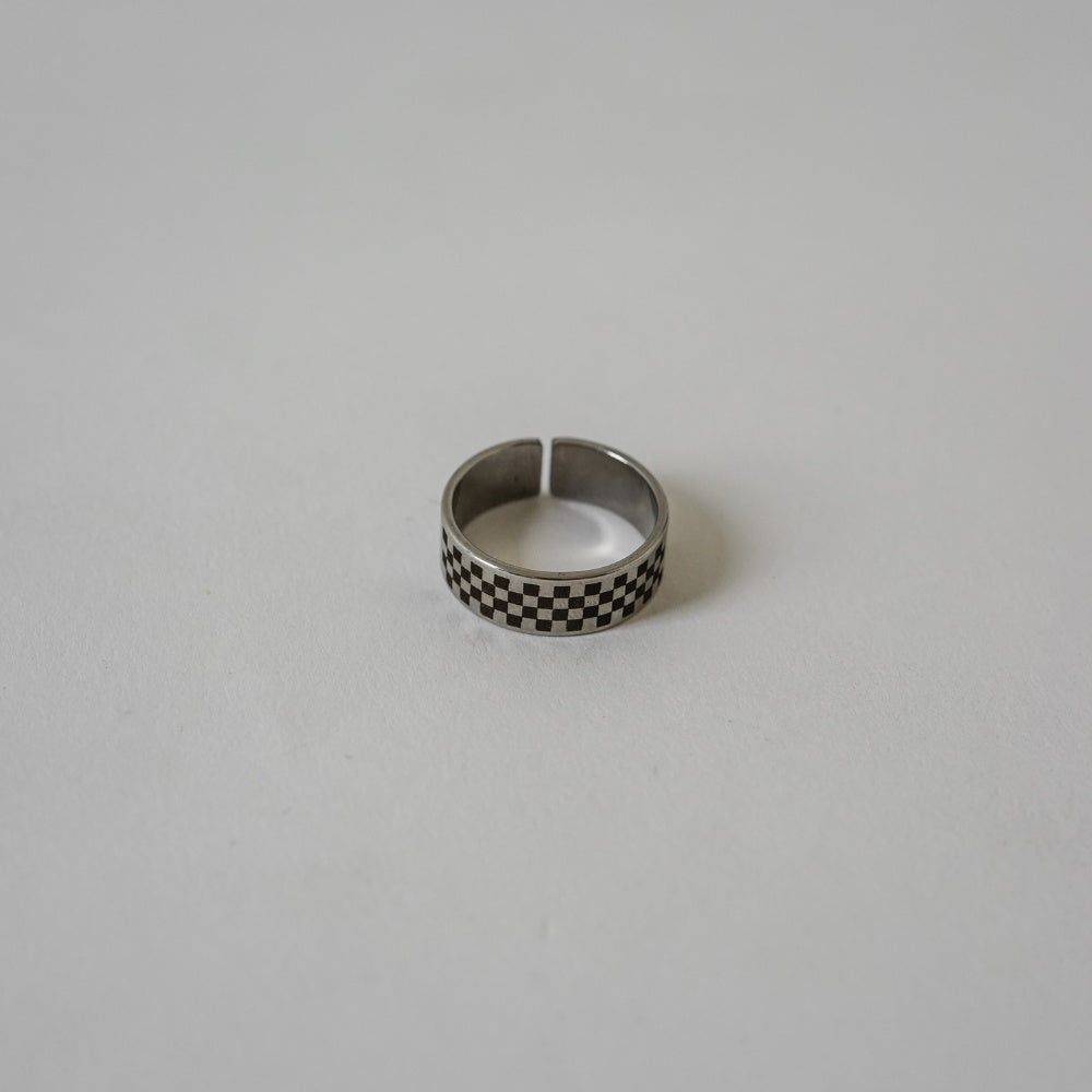 Checker Ring
