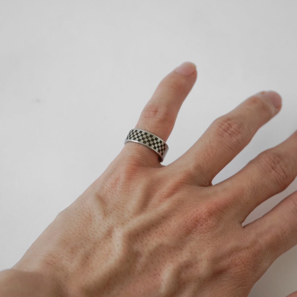 Checker Ring
