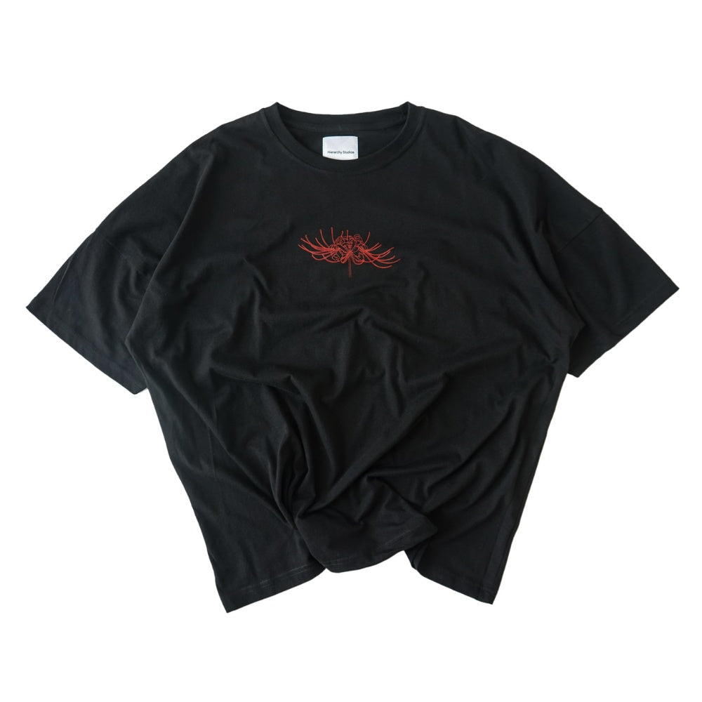 Flowers Wide Spider Lily Oversized T-shirt Black