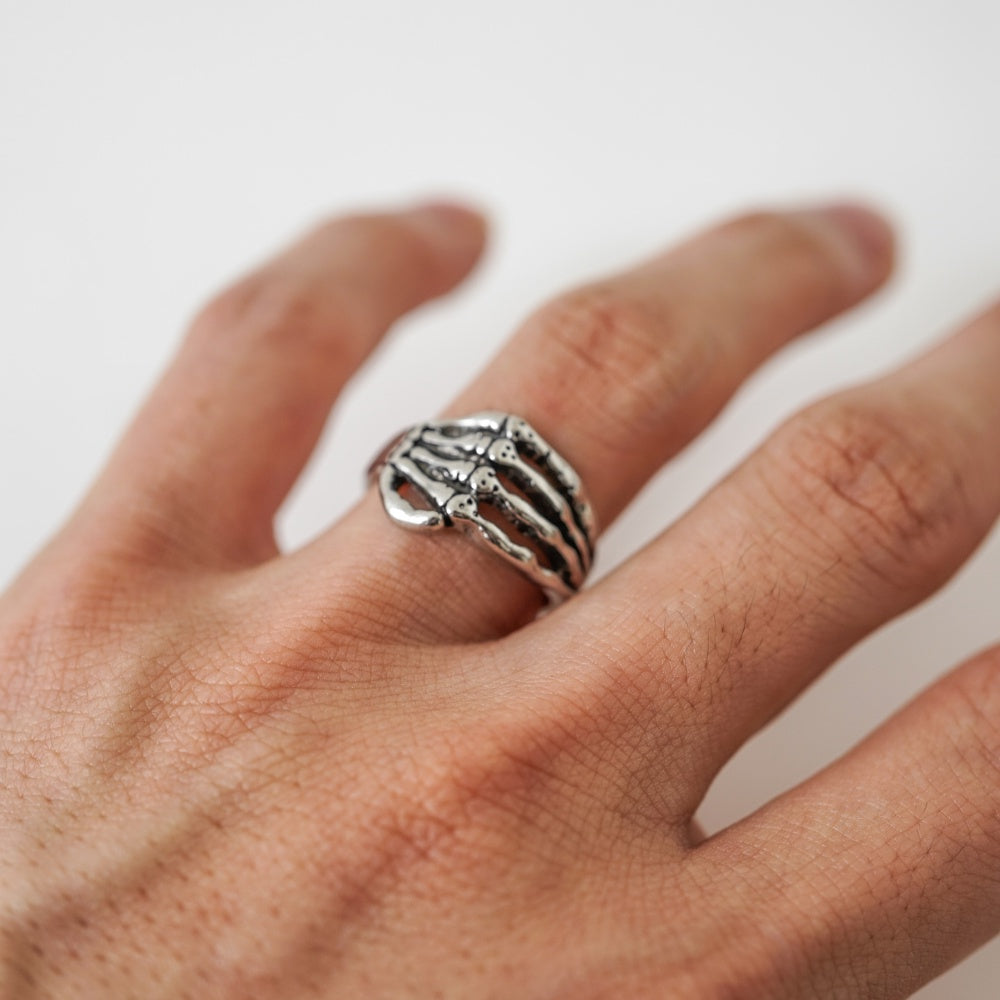 Skeleton Grip Ring
