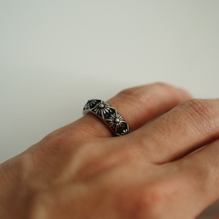 Hierarchy Studios - Spell Cross Ring