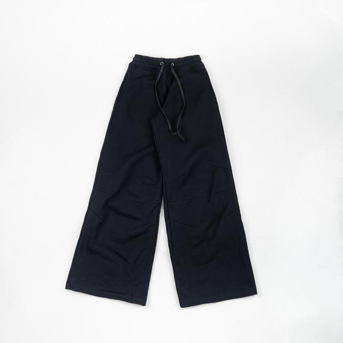 Black Darts Baggy Pants