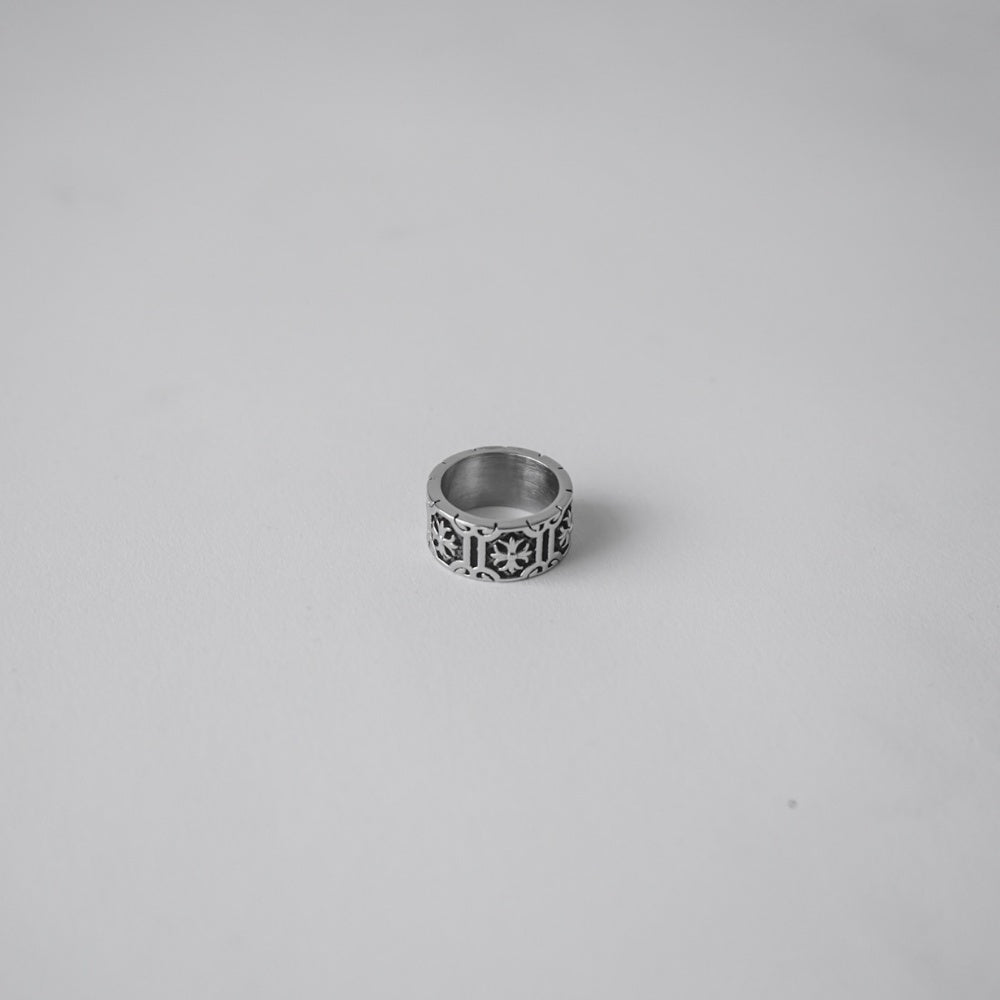 Shield Cross Ring