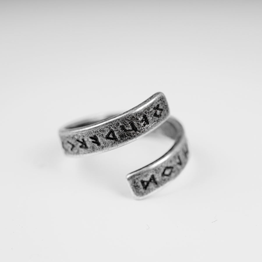 Runic Circle Vintage Ring