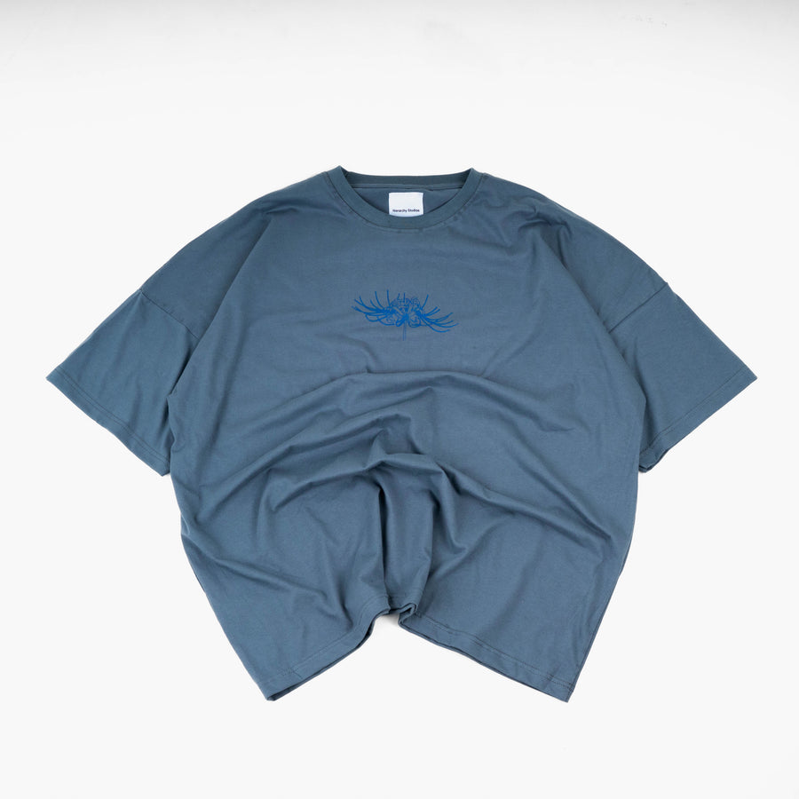 Flowers Wide Spider Lily Oversized T-shirt Grey