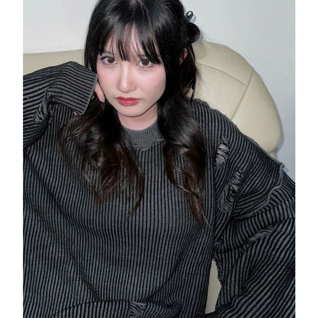 HIERARCHY STUDIOS Chroma - Distressed Dark Grey Flux Oversized Knit Sweater