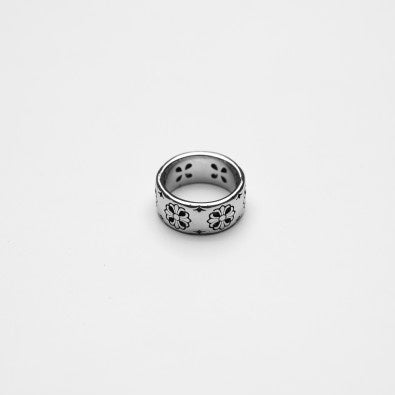 Hierarchy Studios - Royal Cross Ring