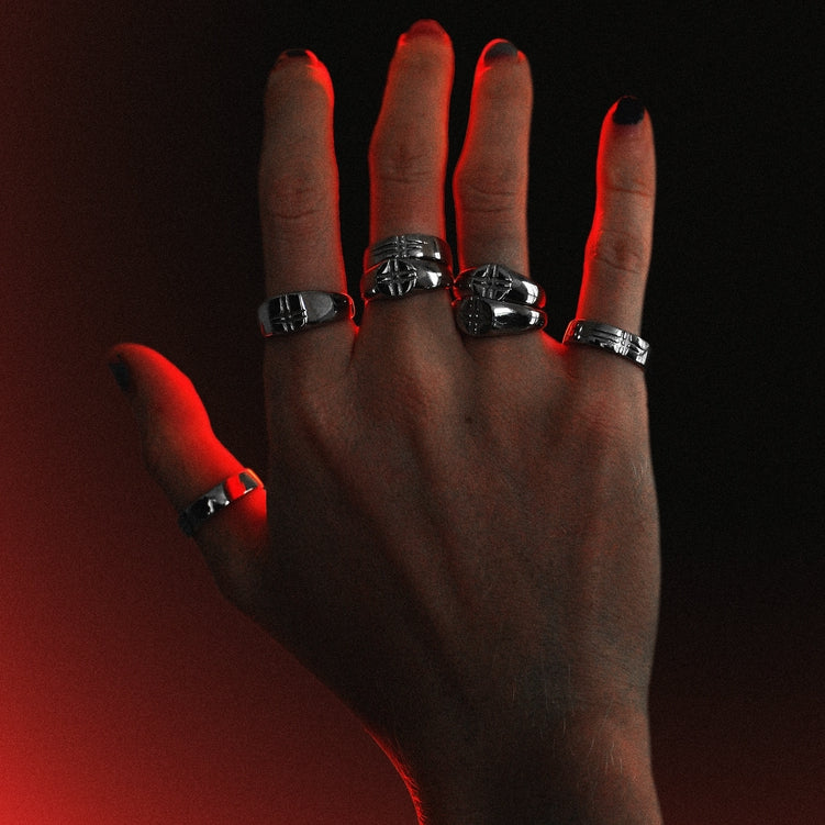 HIERARCHY STUDIOS ENE - Circle Not Equal Logo Ring