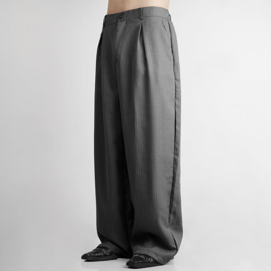 HIERARCHY STUDIOS Unruled - Stripes Dark Grey Tuck Trousers