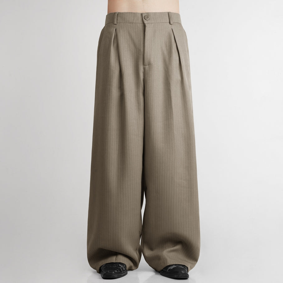 HIERARCHY STUDIOS Unruled - Stripes Mocca Tuck Trousers