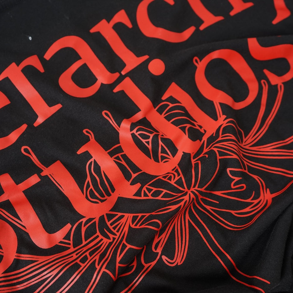 Flowers Wide Spider Lily Oversized T-shirt Black