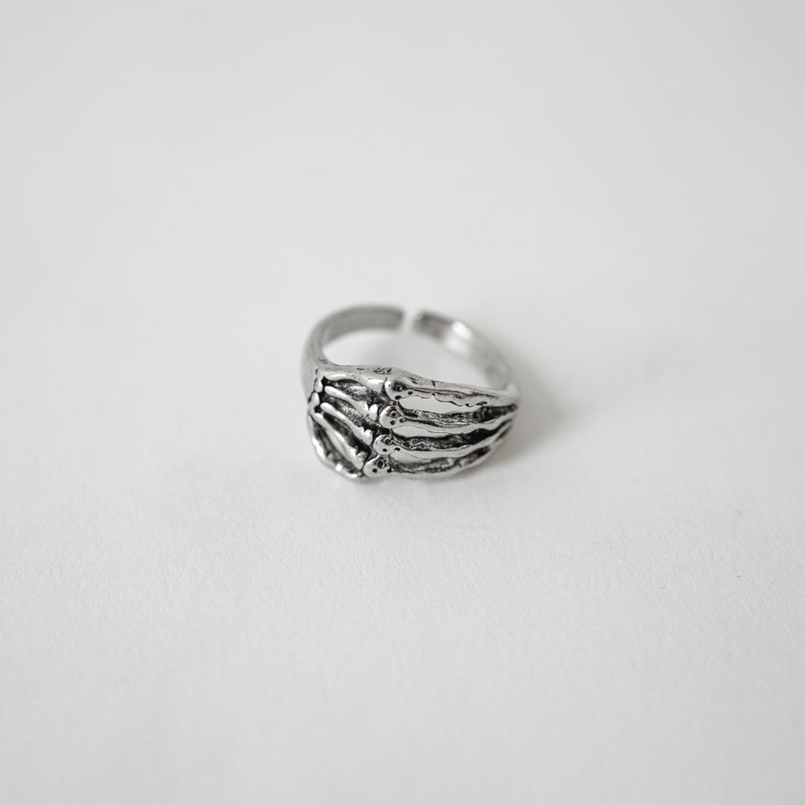 Skeleton Grip Ring