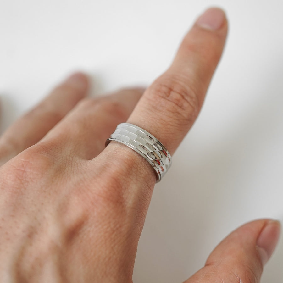 Jagged Ring