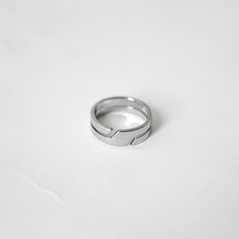 Broken Ring