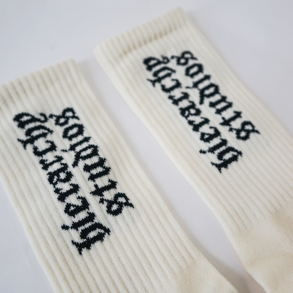 Wide Logo Socks