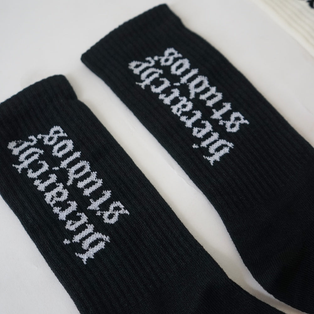 Wide Logo Socks