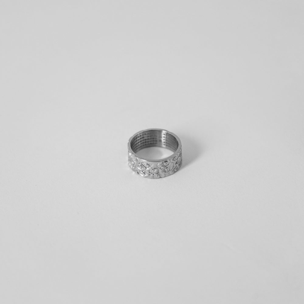 Circle Wind Ring