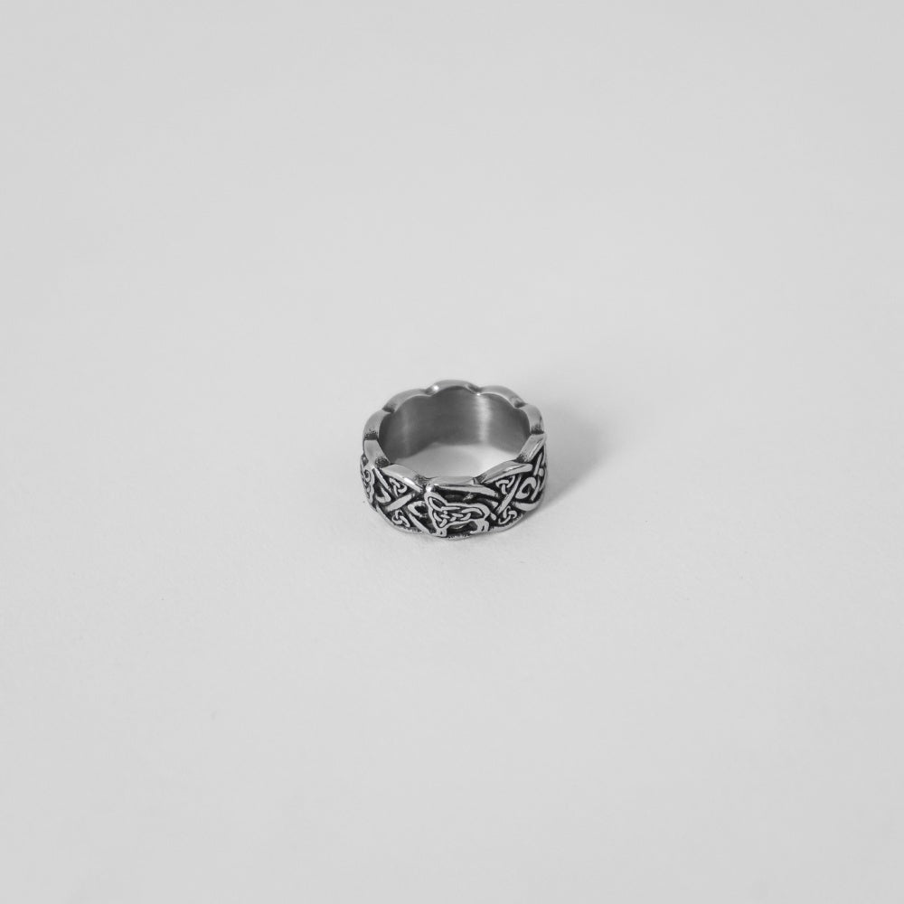 Abstract Howling Ring