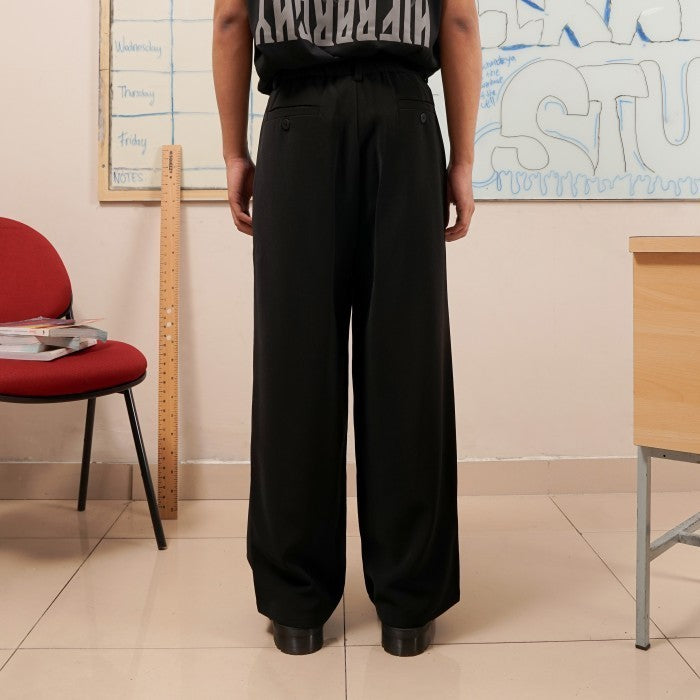 HIERARCHY STUDIOS Unruled - Black Tuck Slacks Trousers